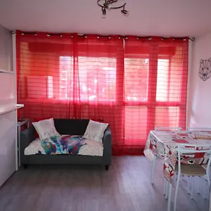 https://studio-st-lary-village-vue-montagne.midi-pyreneeshotels.com